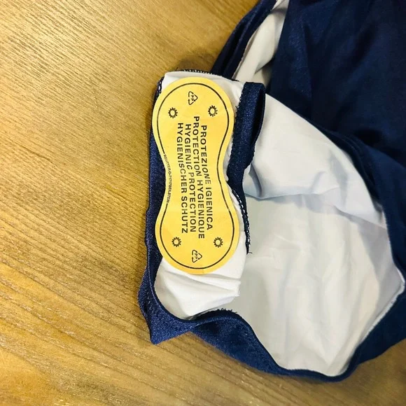 Swimsuit XL‎ One Shoulder Ruffle One Piece Swimsuit Navy Blue XL BNWT - Picture 4 of 8